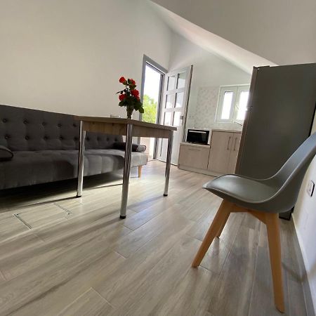 Ninemia Apartment Artemonas Exterior photo